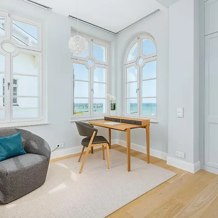 Schwan 03 شقة هيليغندام